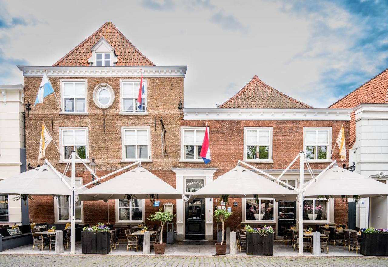 Hotel Restaurant De Keurvorst Ravenstein Exterior photo